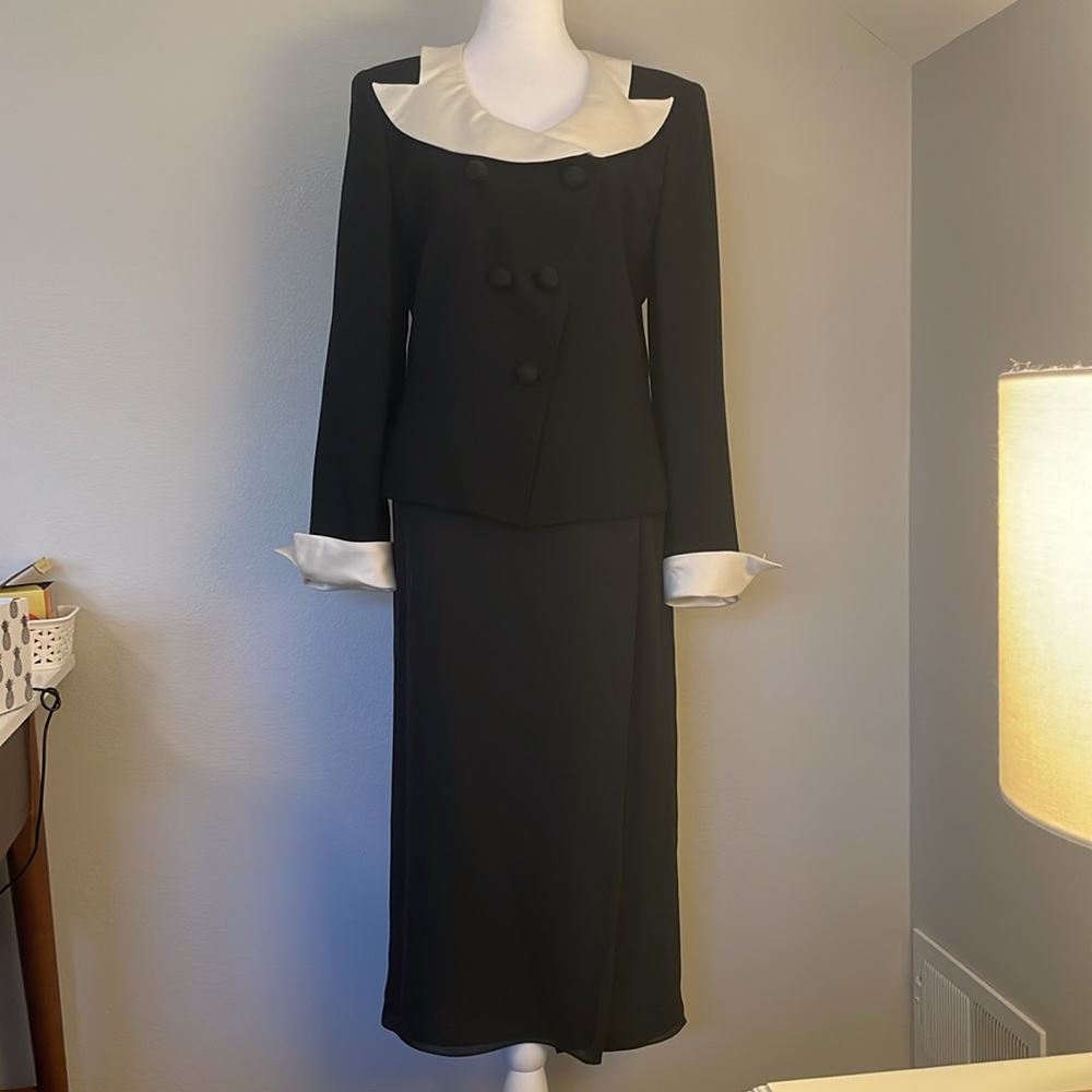 Christian Dior vintage cocktail jacket and skirt. - Picture 5 of 8
